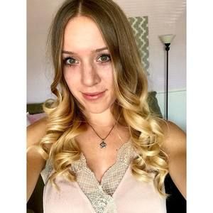 Meet your Posher, Alicia